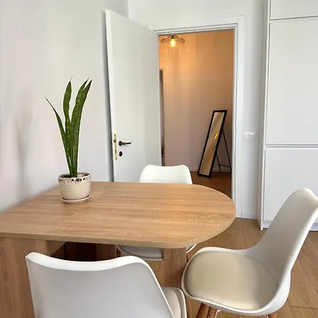 Apartment's Aquilo Blloku